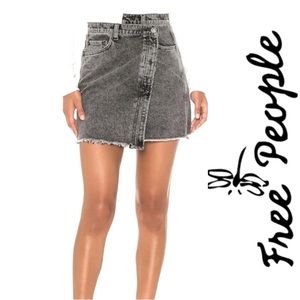 🆕 FREE PEOPLE Black Parker Wrap Skirt, NWT!! SZ: 29 (M). NOW:$39. MRSP:$78.